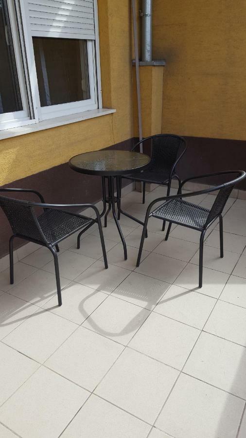 בודפשט Liget Apartment, Terrace, Free Parking, Ac מראה חיצוני תמונה