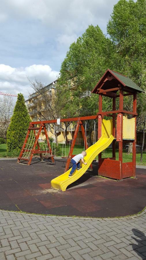 בודפשט Liget Apartment, Terrace, Free Parking, Ac מראה חיצוני תמונה